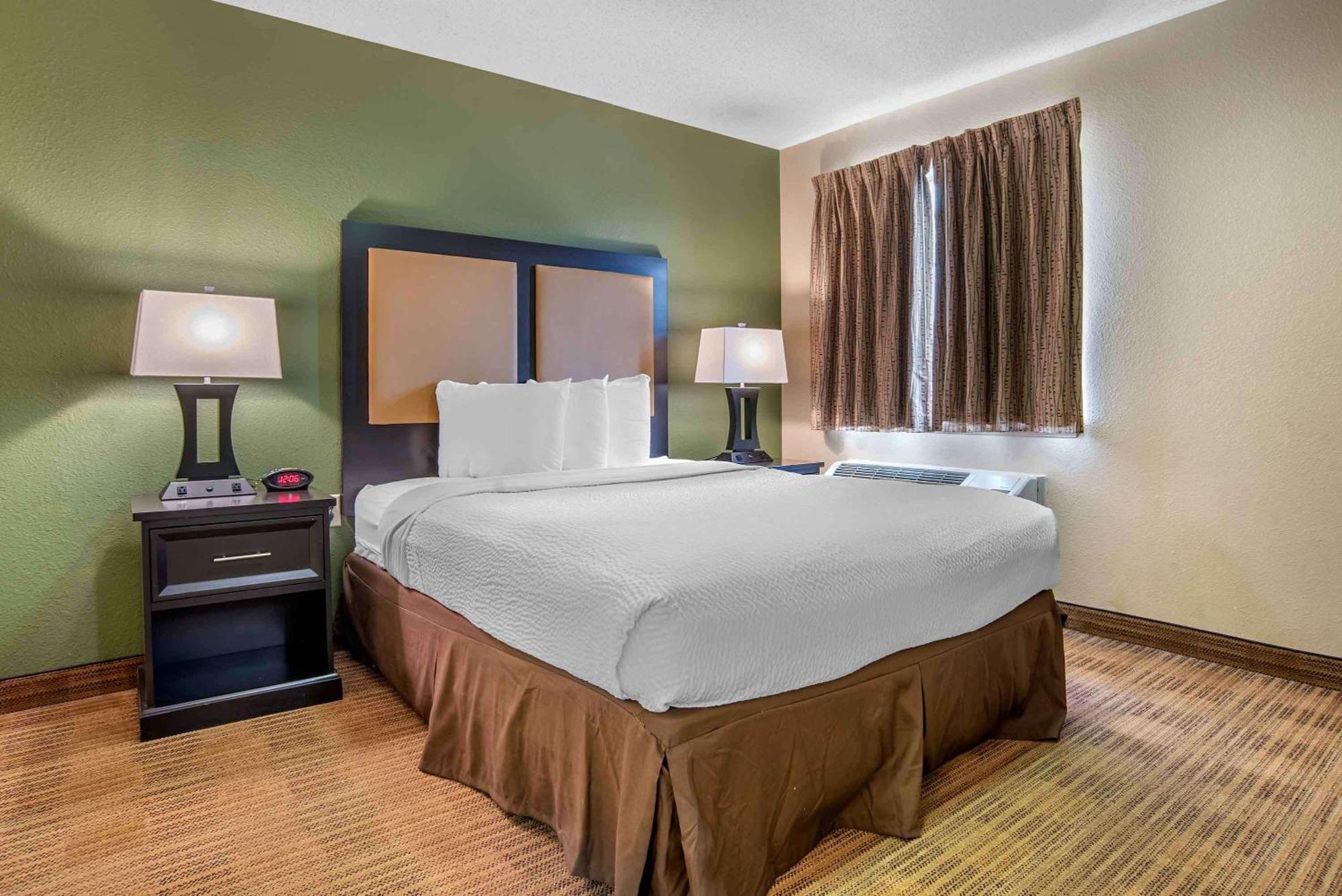 Extended Stay America Suites - Arlington - Six Flags Extérieur photo